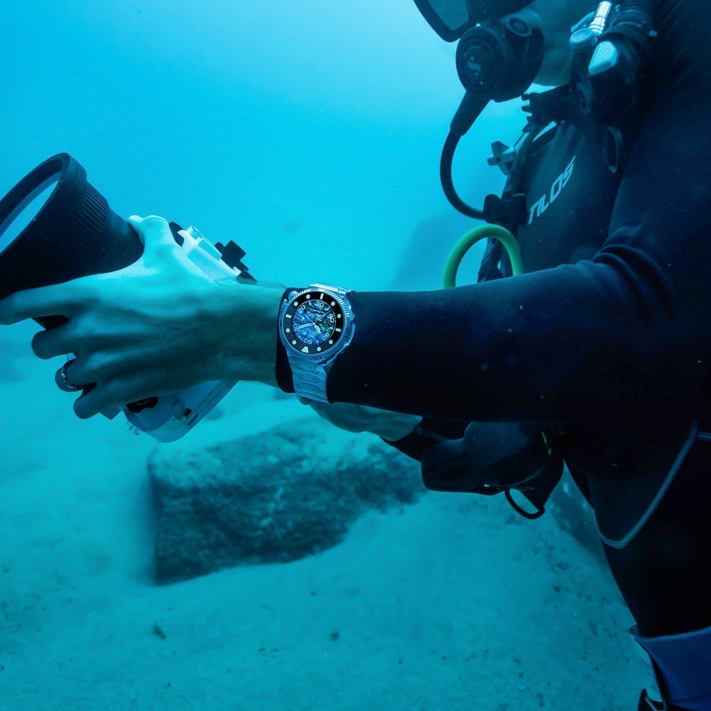 Nove Swiss Atlantean Automatic Black Abalone