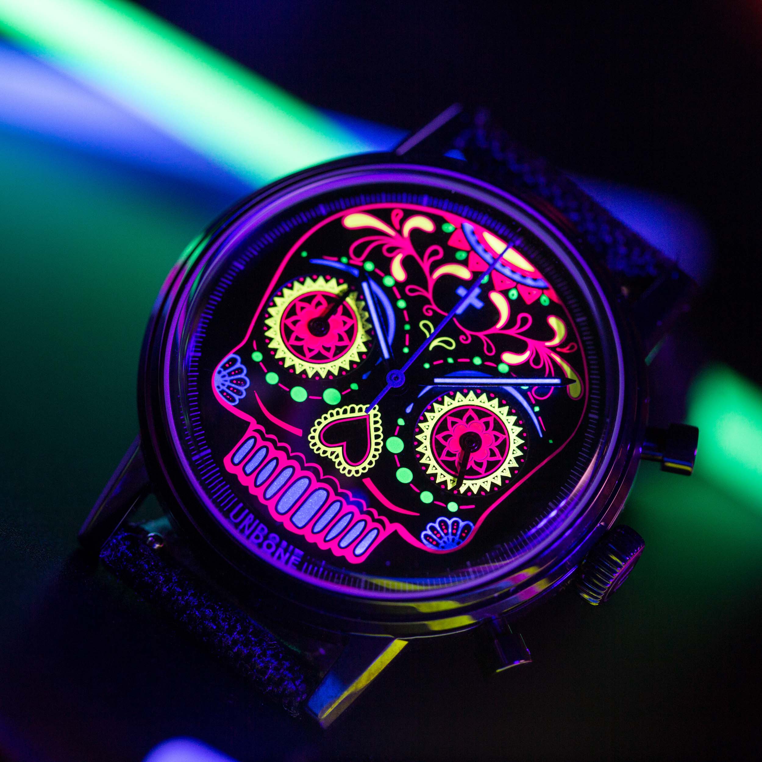 UNDONE Calavera Neon Chrono
